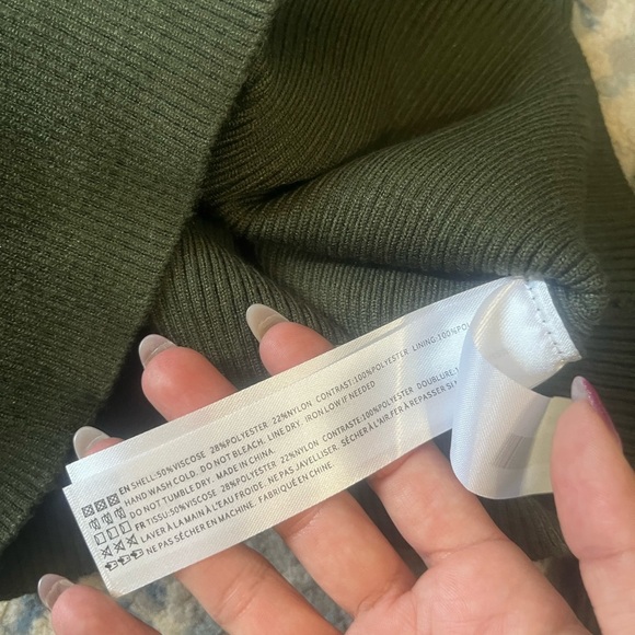 EN SAISON Rayen Top quarter zip fur collar and sleeve new with tags small green - Picture 6 of 6